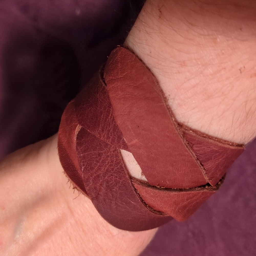 Handmade Genuine Leather Love Knot Bracelet #011 Reddish Brown Antique Gold